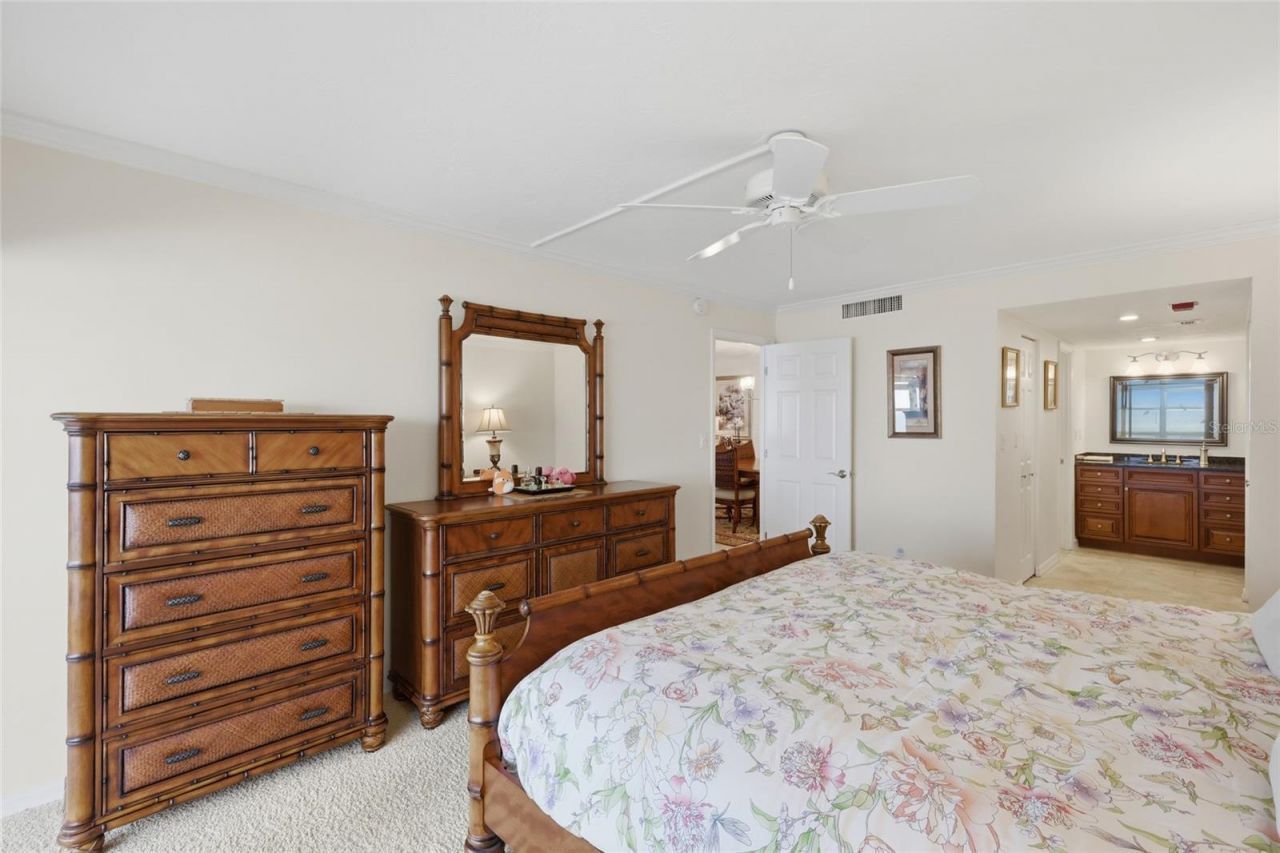 1750 Benjamin Franklin Drive, Unit 9B, Sarasota, FL 34236 Photo