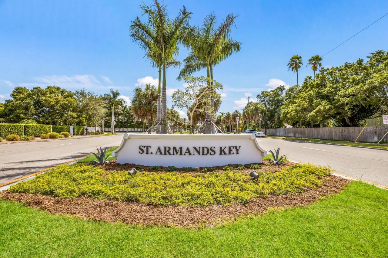 1750 Benjamin Franklin Drive, Unit 9B, Sarasota, FL 34236 Photo