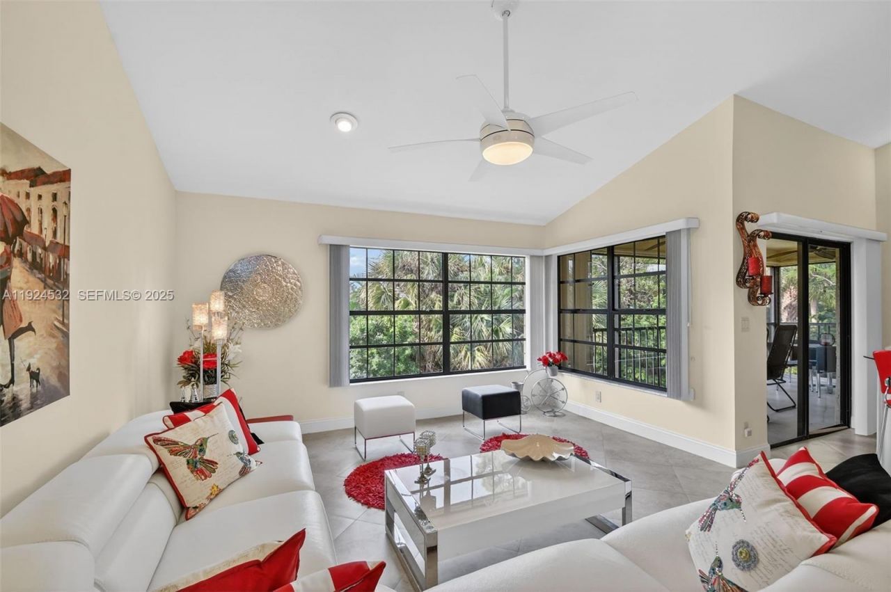 3259 Perimeter Dr, Unit 3259, Greenacres, FL 33467 Photo