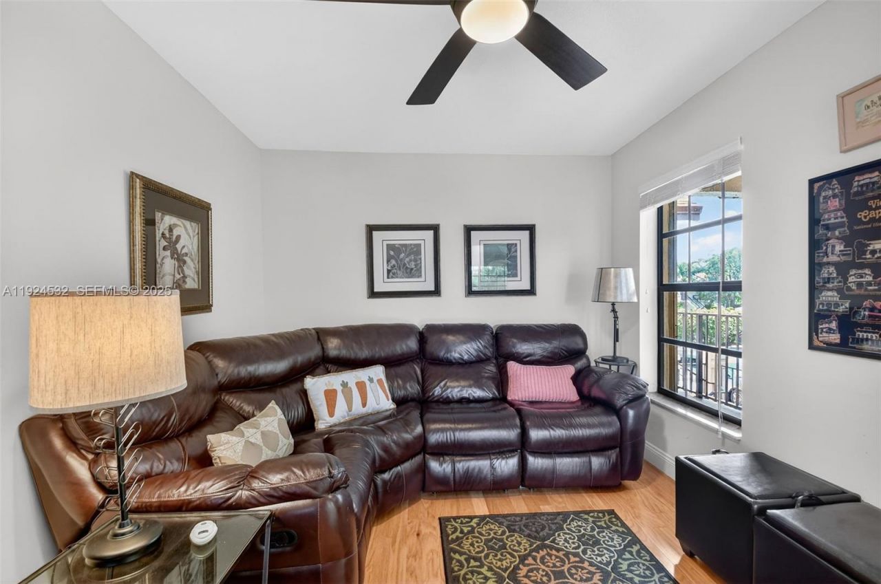 3259 Perimeter Dr, Unit 3259, Greenacres, FL 33467 Photo