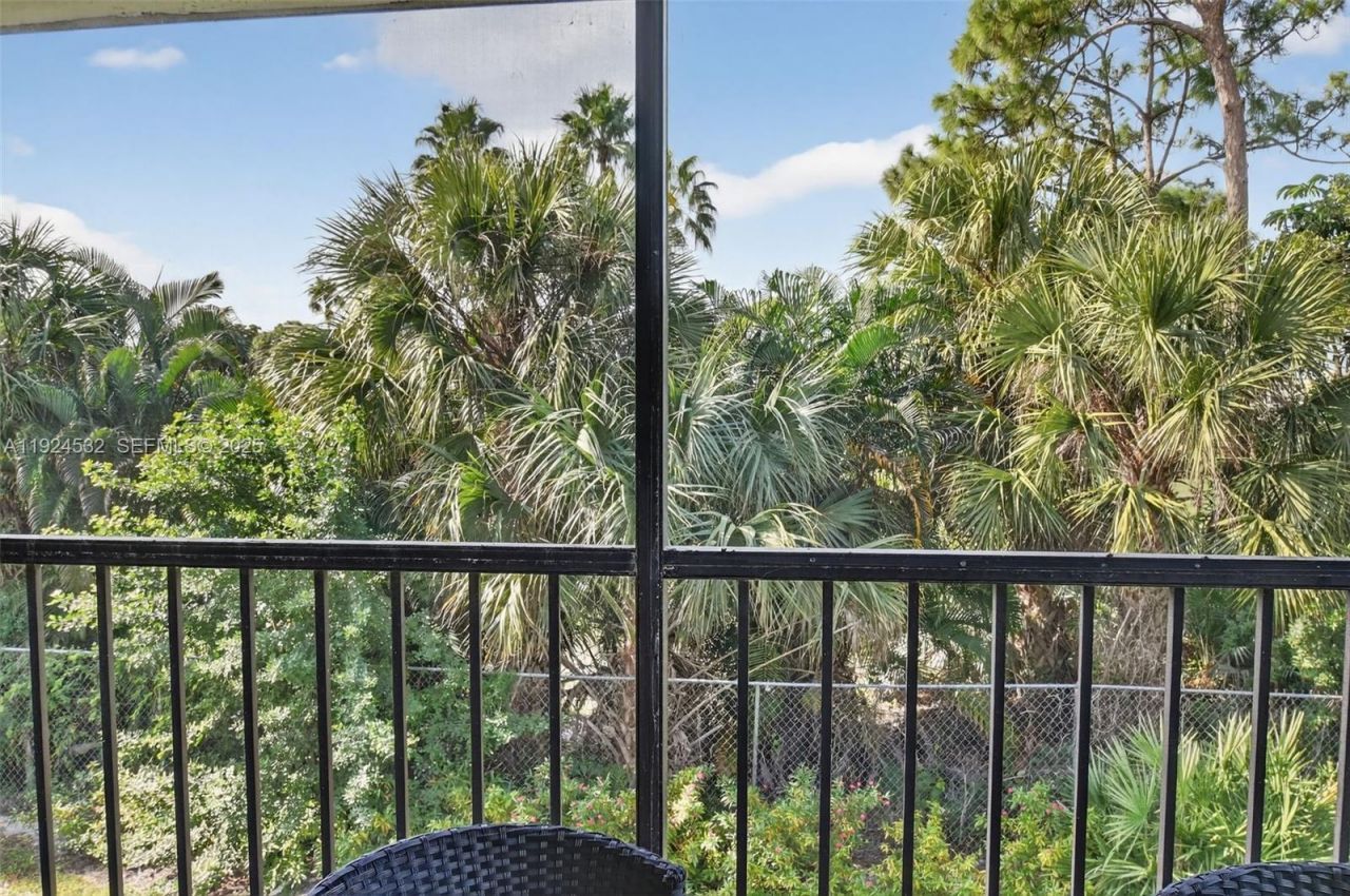 3259 Perimeter Dr, Unit 3259, Greenacres, FL 33467 Photo