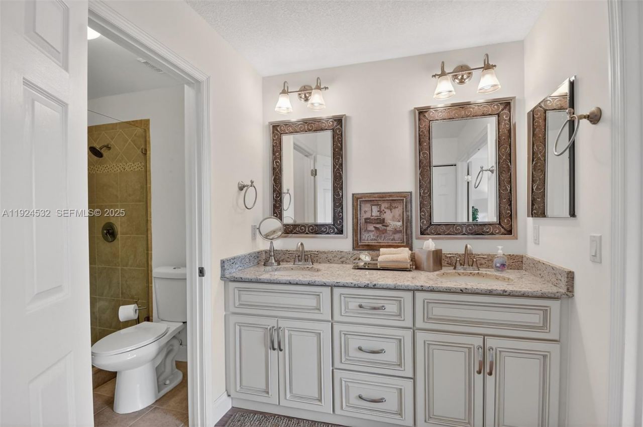 3259 Perimeter Dr, Unit 3259, Greenacres, FL 33467 Photo