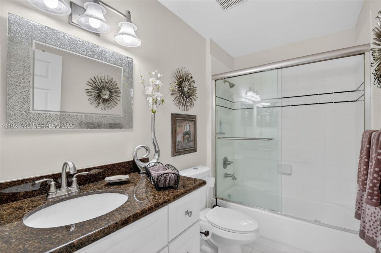 3259 Perimeter Dr, Unit 3259, Greenacres, FL 33467 Photo