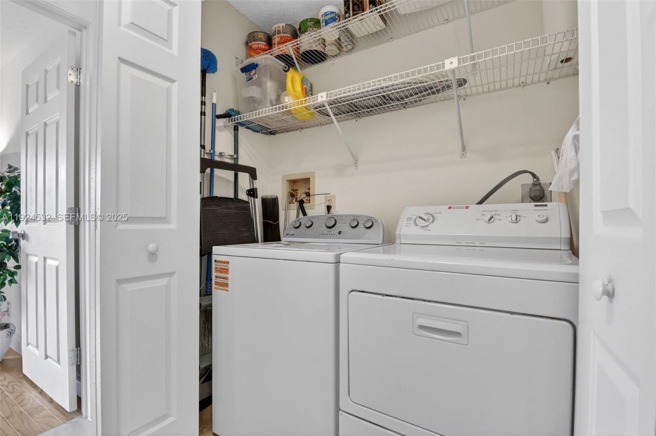 3259 Perimeter Dr, Unit 3259, Greenacres, FL 33467 Photo