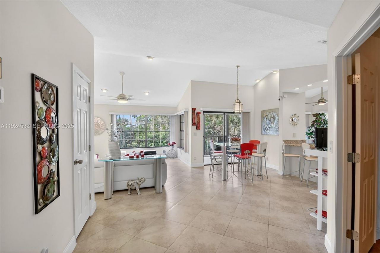 3259 Perimeter Dr, Unit 3259, Greenacres, FL 33467 Photo