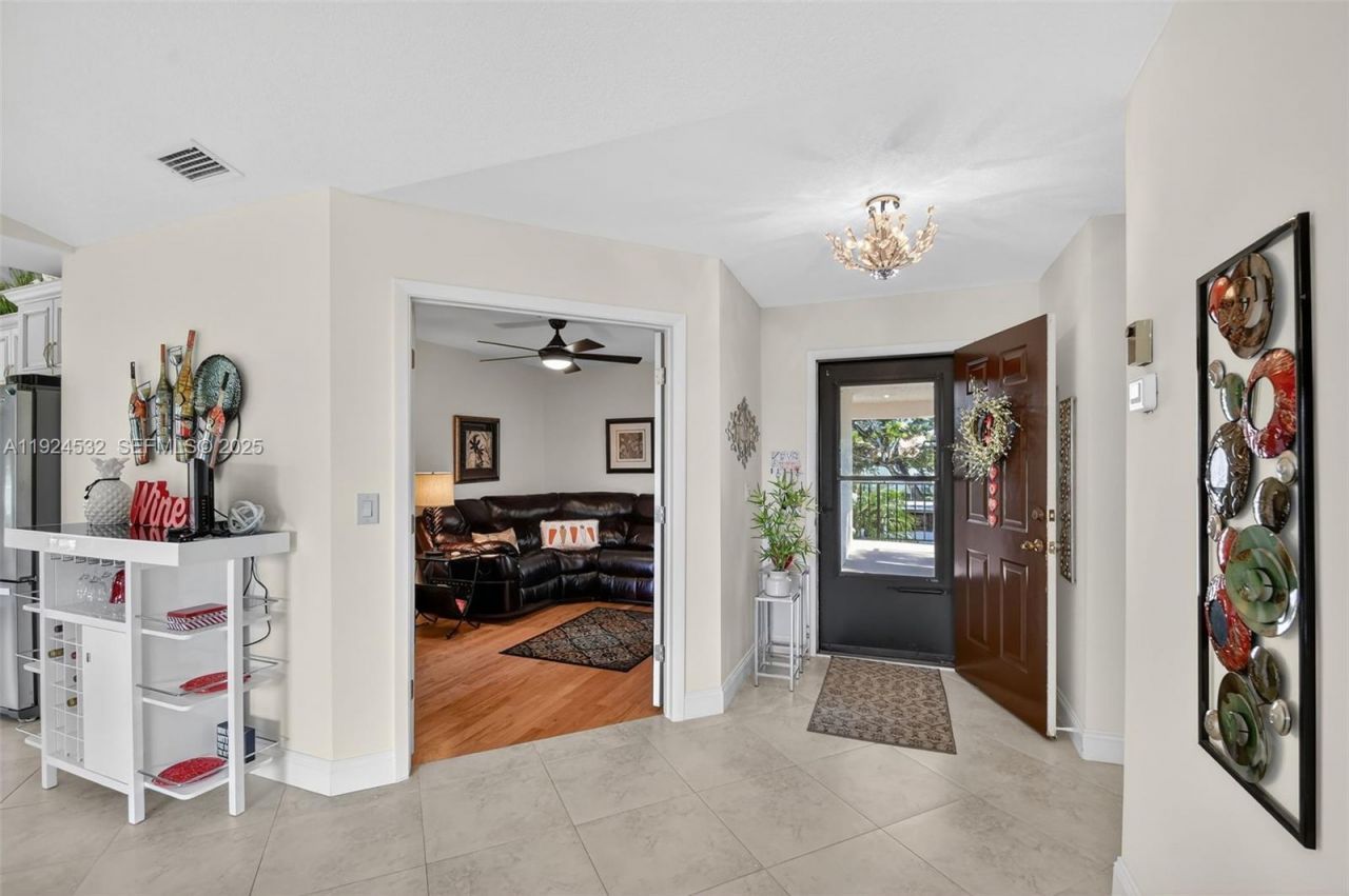 3259 Perimeter Dr, Unit 3259, Greenacres, FL 33467 Photo