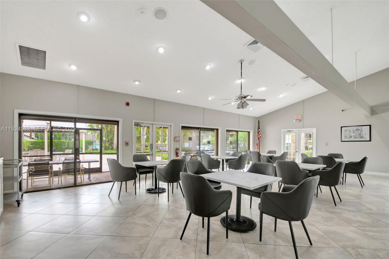 3259 Perimeter Dr, Unit 3259, Greenacres, FL 33467 Photo