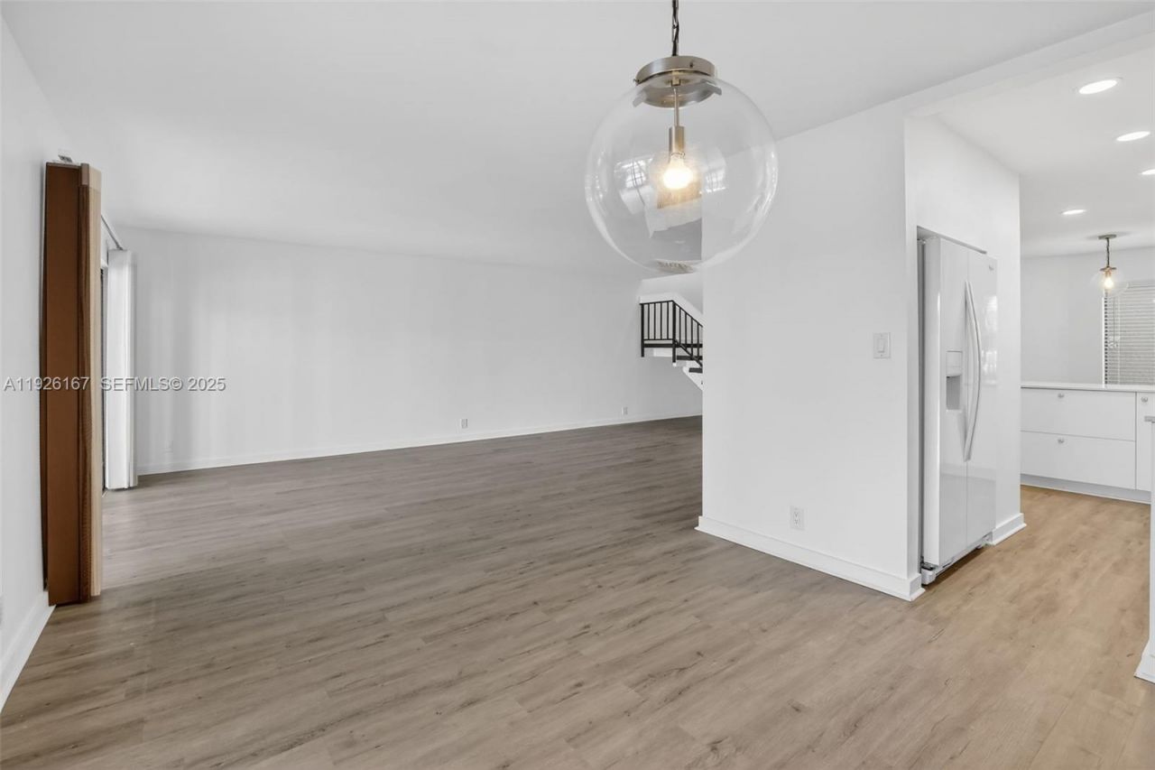 9703 N New River Canal Rd, Unit 103, Plantation, FL 33324 Photo