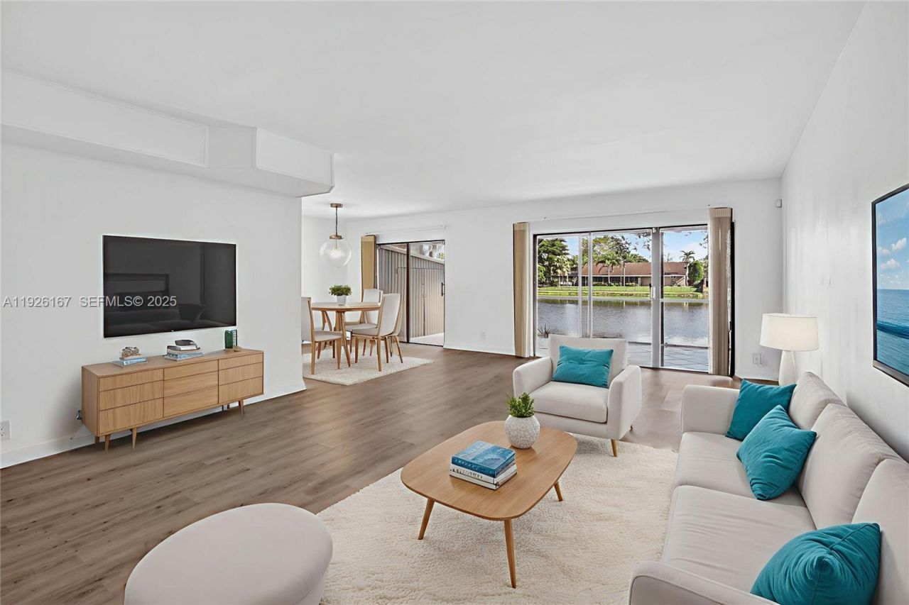 9703 N New River Canal Rd, Unit 103, Plantation, FL 33324 Photo