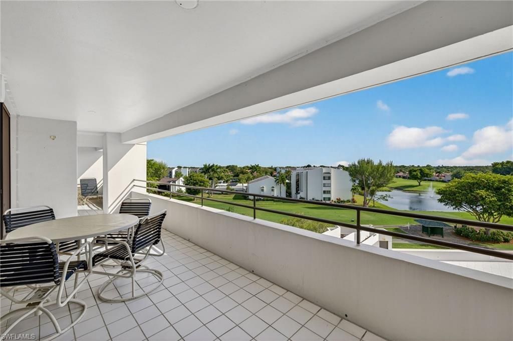 5260 S Landings Dr, Unit 502, Fort Myers, FL 33919 Photo