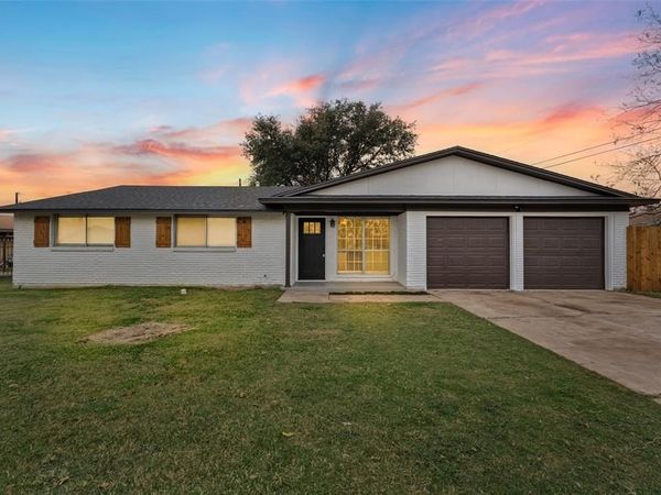 4300 Greenbriar Drive, Waco, TX 76705