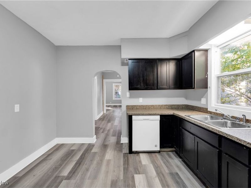 2115 W 96th Street, Cleveland, OH 44102 Photo 12