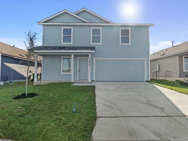 7634 Nessie Trails, Floresville, TX 78227