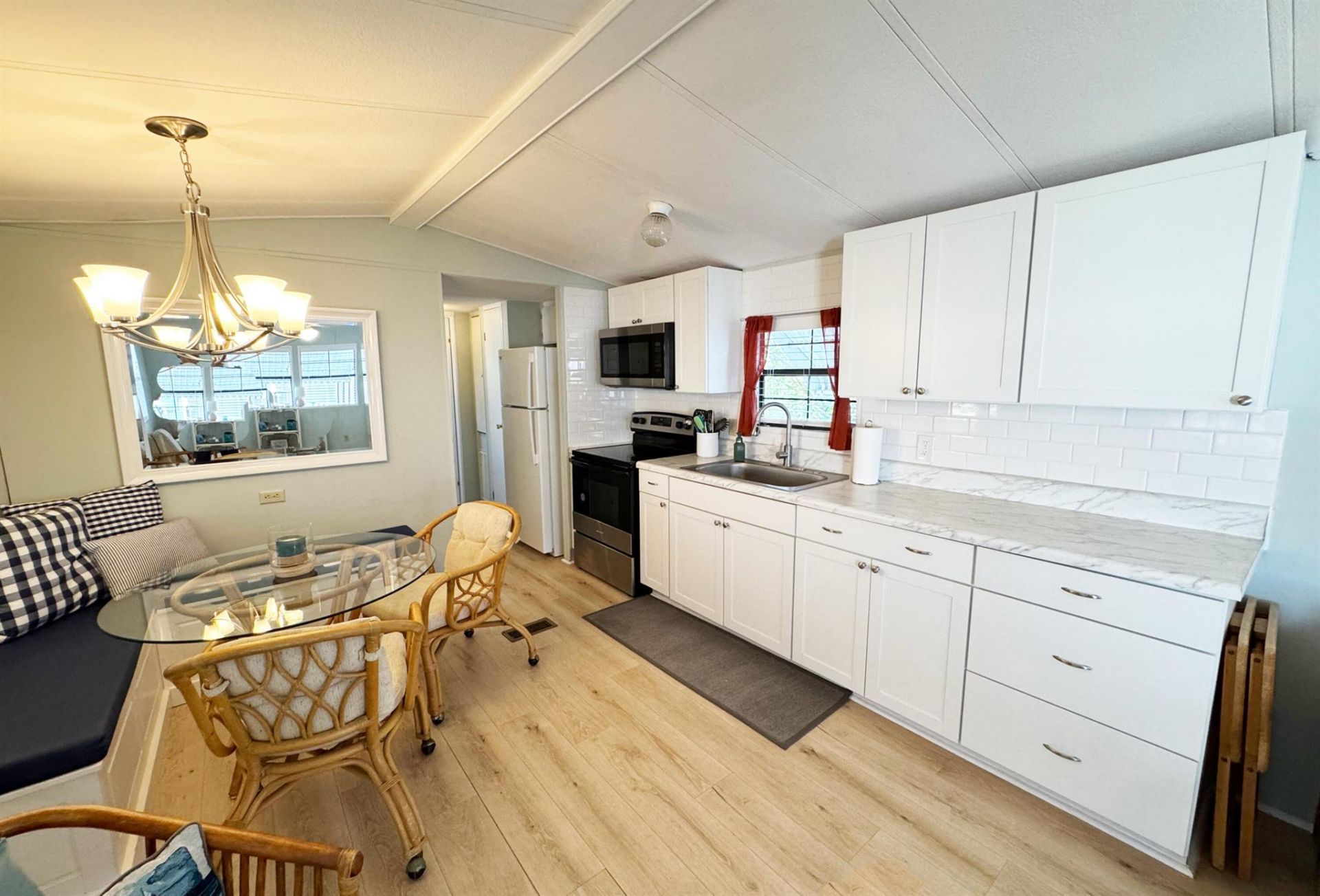 210 Cardinal Drive, Unit B, Briny Breezes, FL 33435 Photo