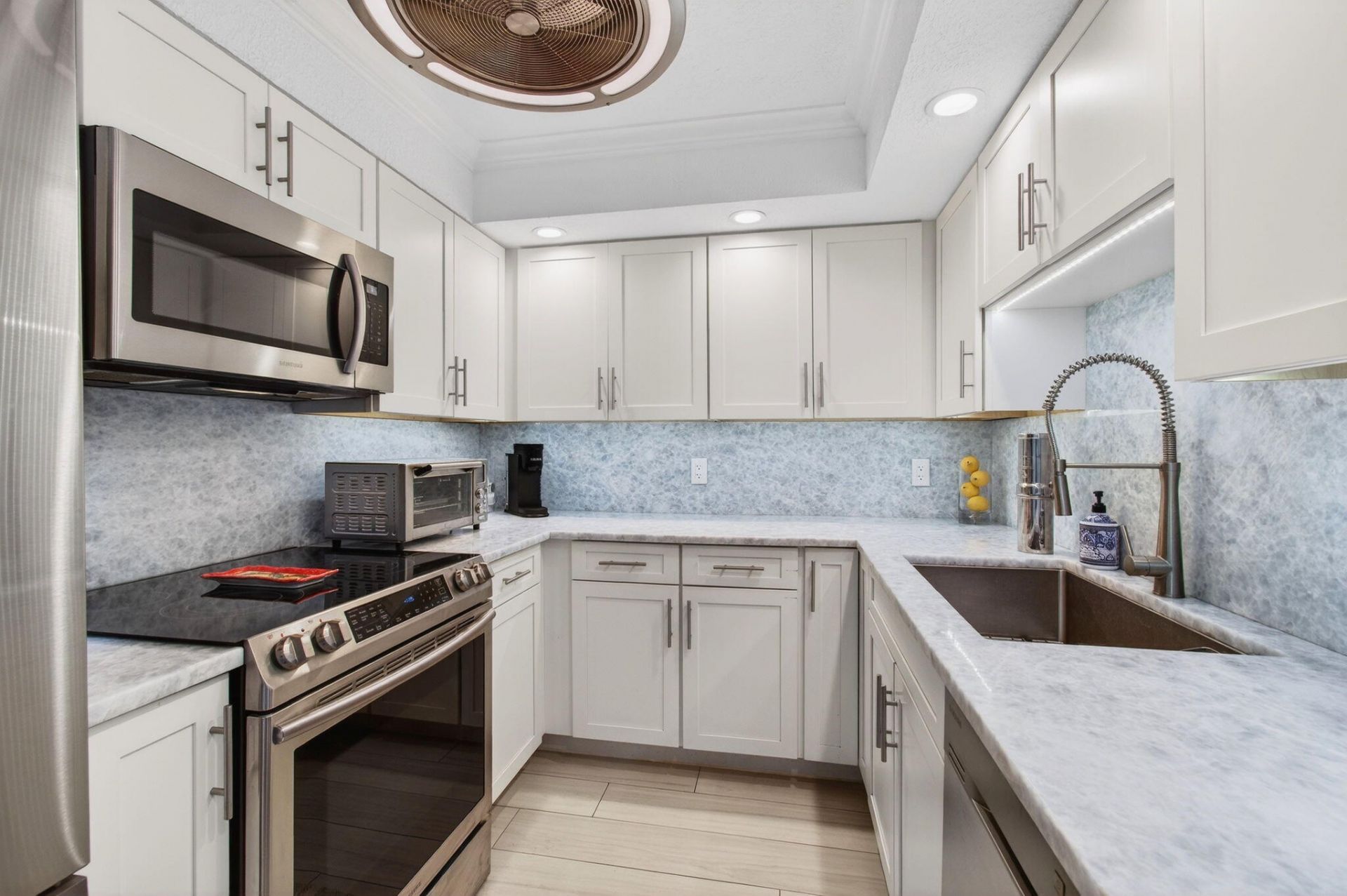 4511 S Ocean Boulevard, Unit 403, Highland Beach, FL 33487 Photo