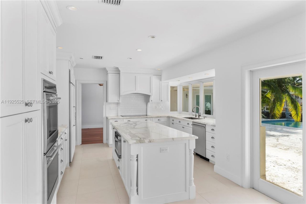 6960 Sunrise Dr, Coral Gables, FL 33133 Photo