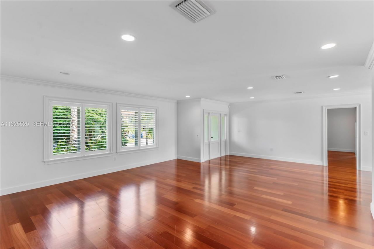 6960 Sunrise Dr, Coral Gables, FL 33133 Photo