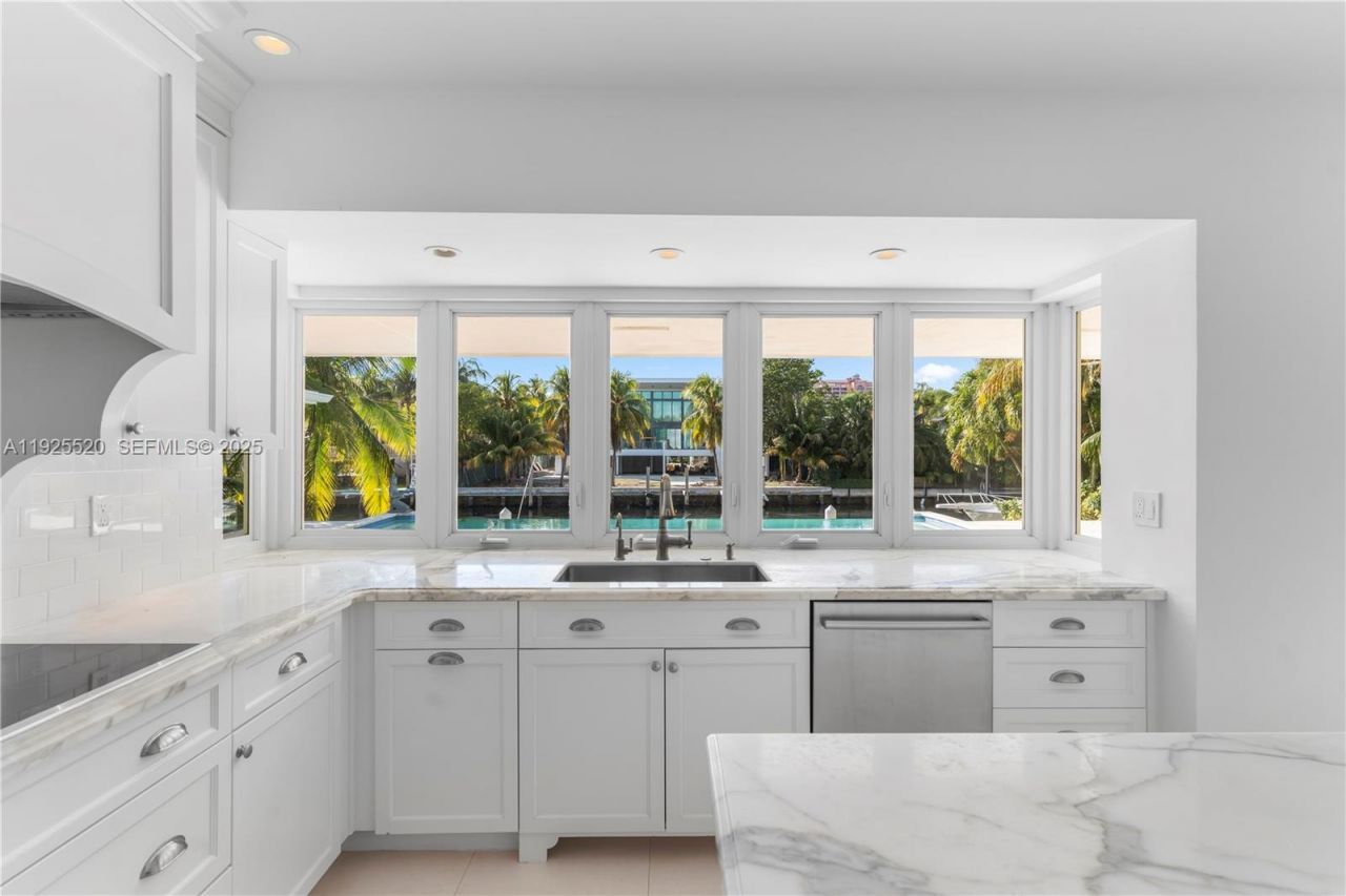 6960 Sunrise Dr, Coral Gables, FL 33133 Photo