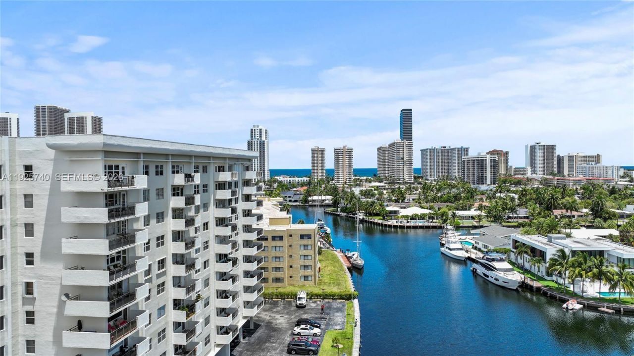 401 Golden Isles Dr, Unit 512, Hallandale Beach, FL 33009 Photo