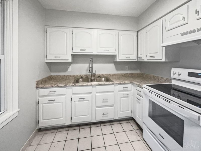 8265 Haskell Drive, Colerain Township, OH 45239 Photo 11