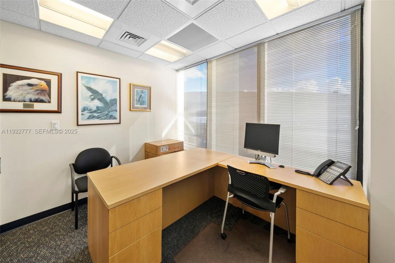 1680 Michigan Ave, Unit PH1A-PH1D, Miami Beach, FL 33139 Photo