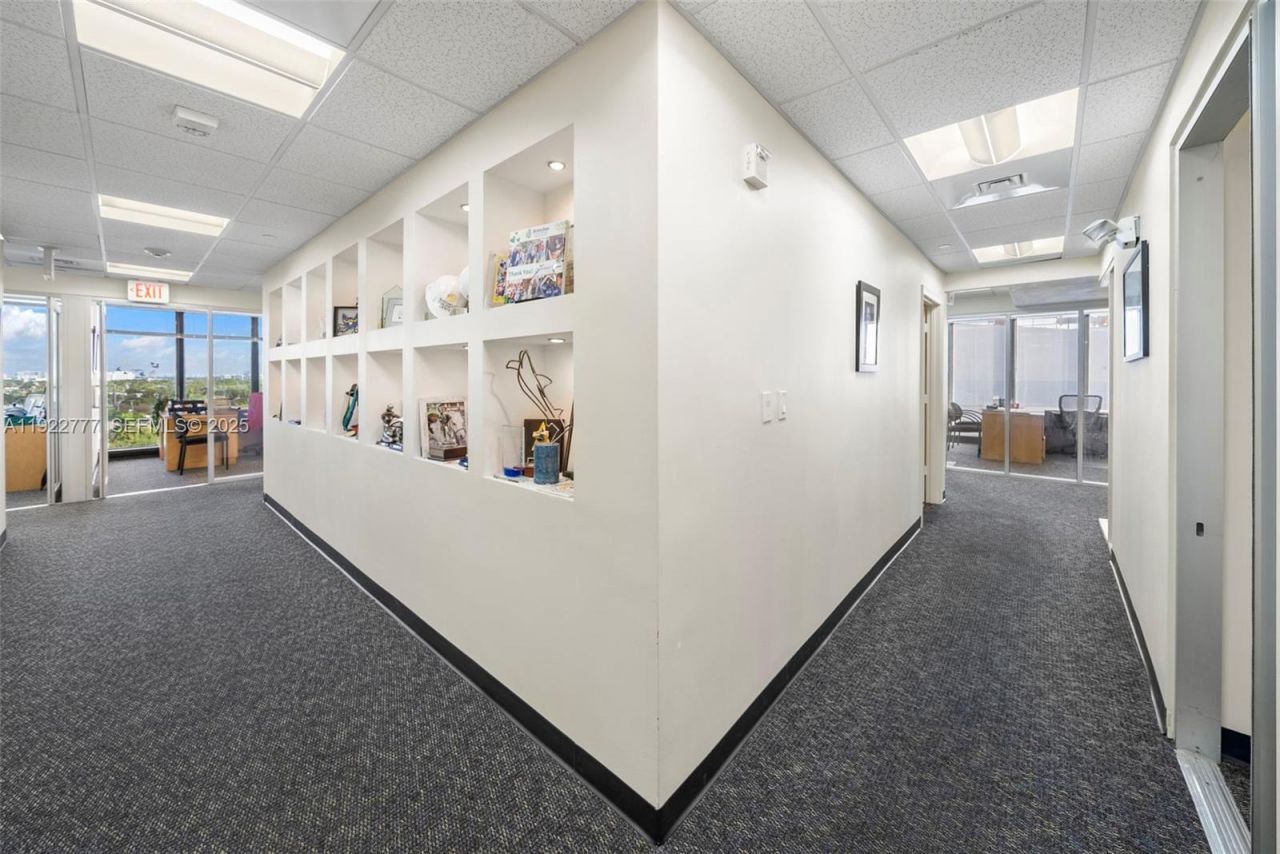 1680 Michigan Ave, Unit PH1A-PH1D, Miami Beach, FL 33139 Photo