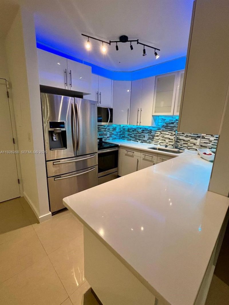 7441 Wayne Ave, Unit 1R, Miami Beach, FL 33141 Photo