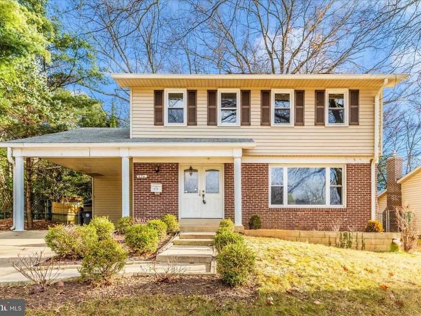 674 College Parkway, Rockville, MD 20850 Main Photo