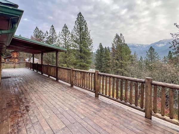 719 Viewpoint Rd, Ahsahka, ID 83520