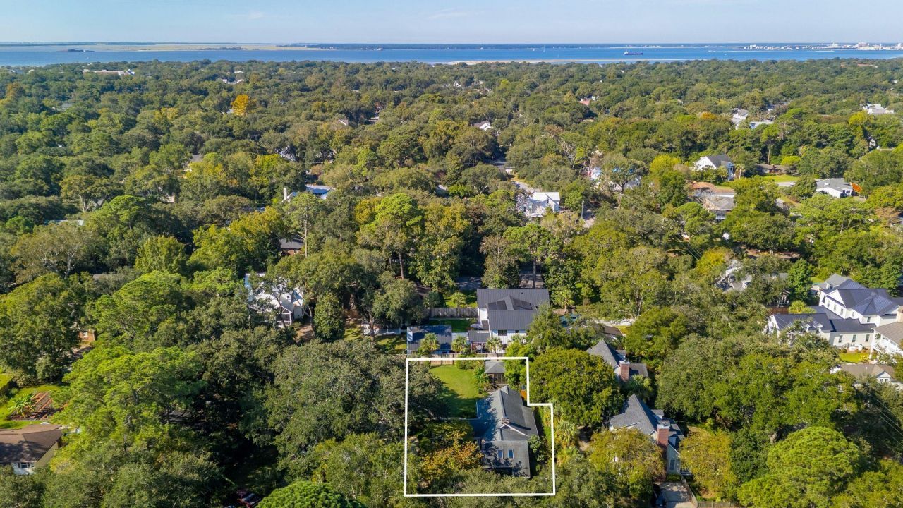 1409 Barbara Street Photo 6