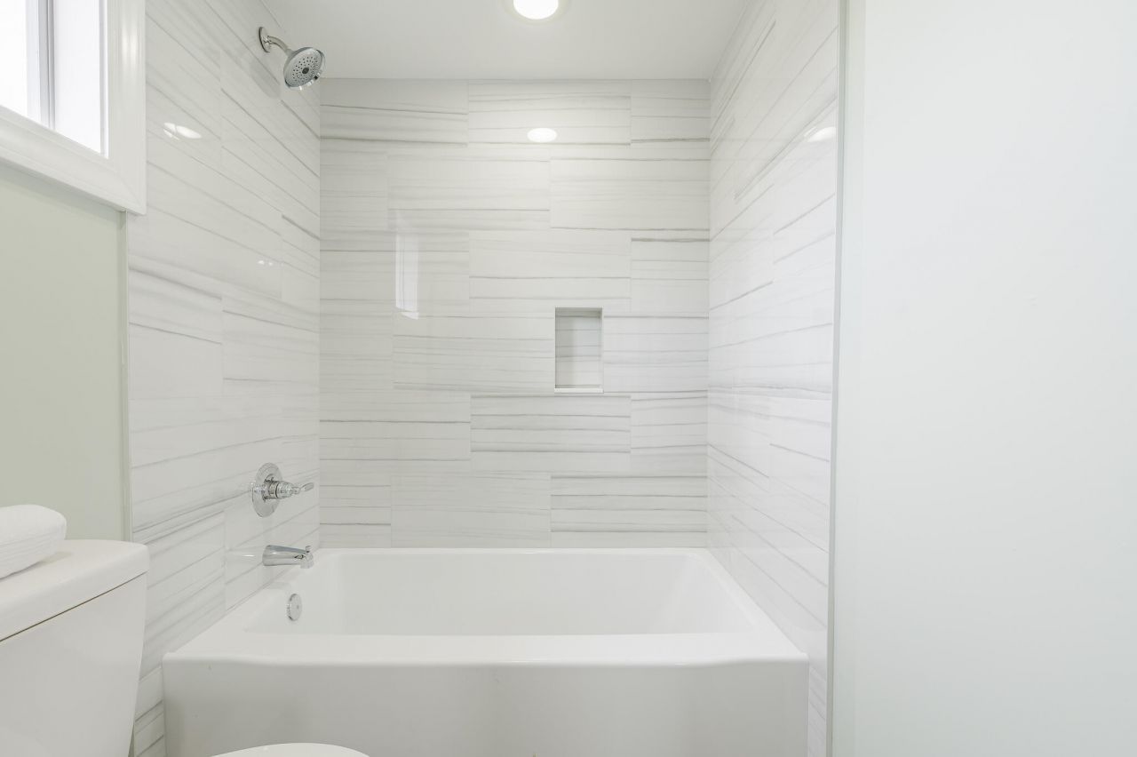 2213 Crosby Avenue Photo 16