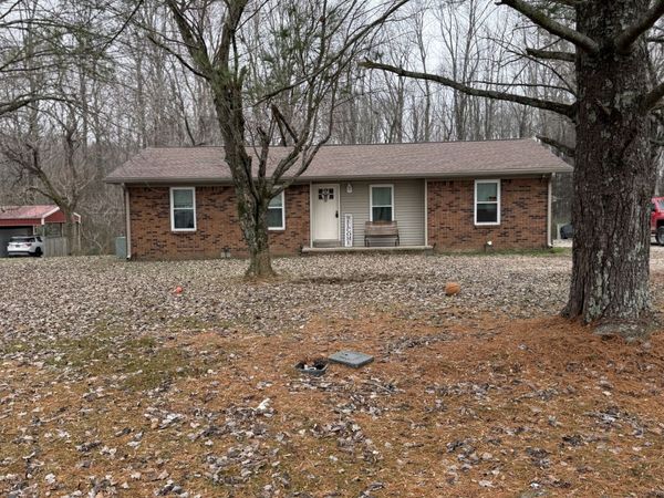 132 Wind Curve Cir, Lafayette, TN 37083