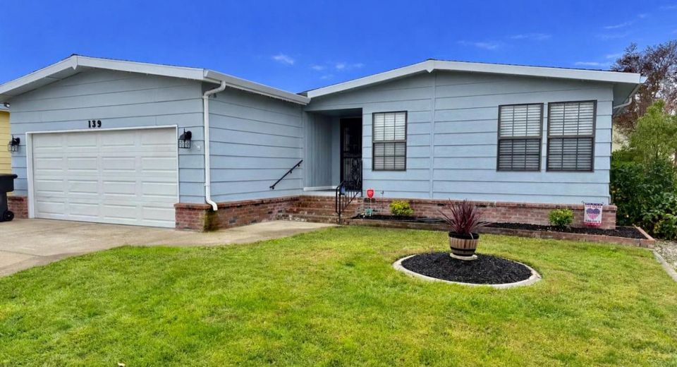 139 Kaseberg, Roseville, CA 95678 Photo