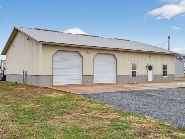 29719 E 770 Road, Wagoner, OK 74467
