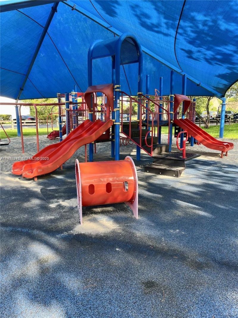 7250 SW 94th Pl, Unit B6, Miami, FL 33173 Photo