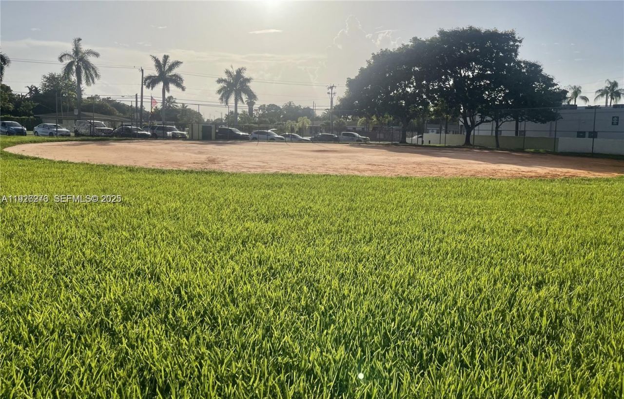 7250 SW 94th Pl, Unit B6, Miami, FL 33173 Photo