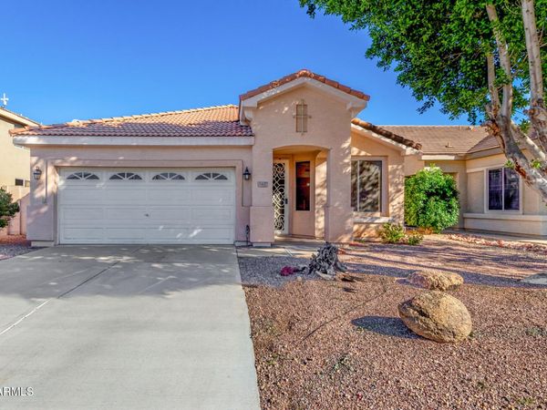 1402 E SHANNON Street, Chandler, AZ 85225