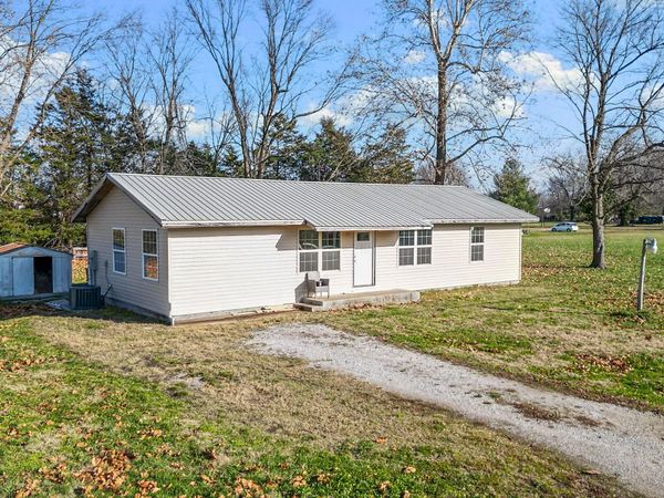 209 E Hutchings Street, Fairview, MO 64842