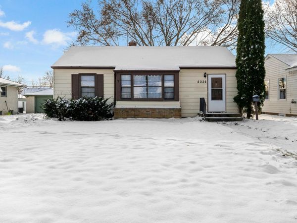 2032 Ames Avenue, Saint Paul, MN 55119