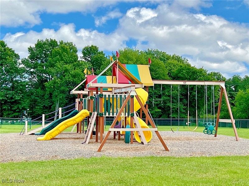 16445 Heather Lane, Unit 203, Middleburg Heights, OH 44130 Photo 19