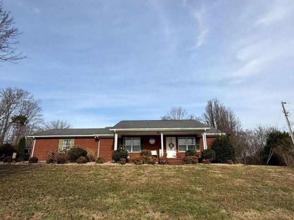 219 Tator Knob Rd, Liberty, TN 37095