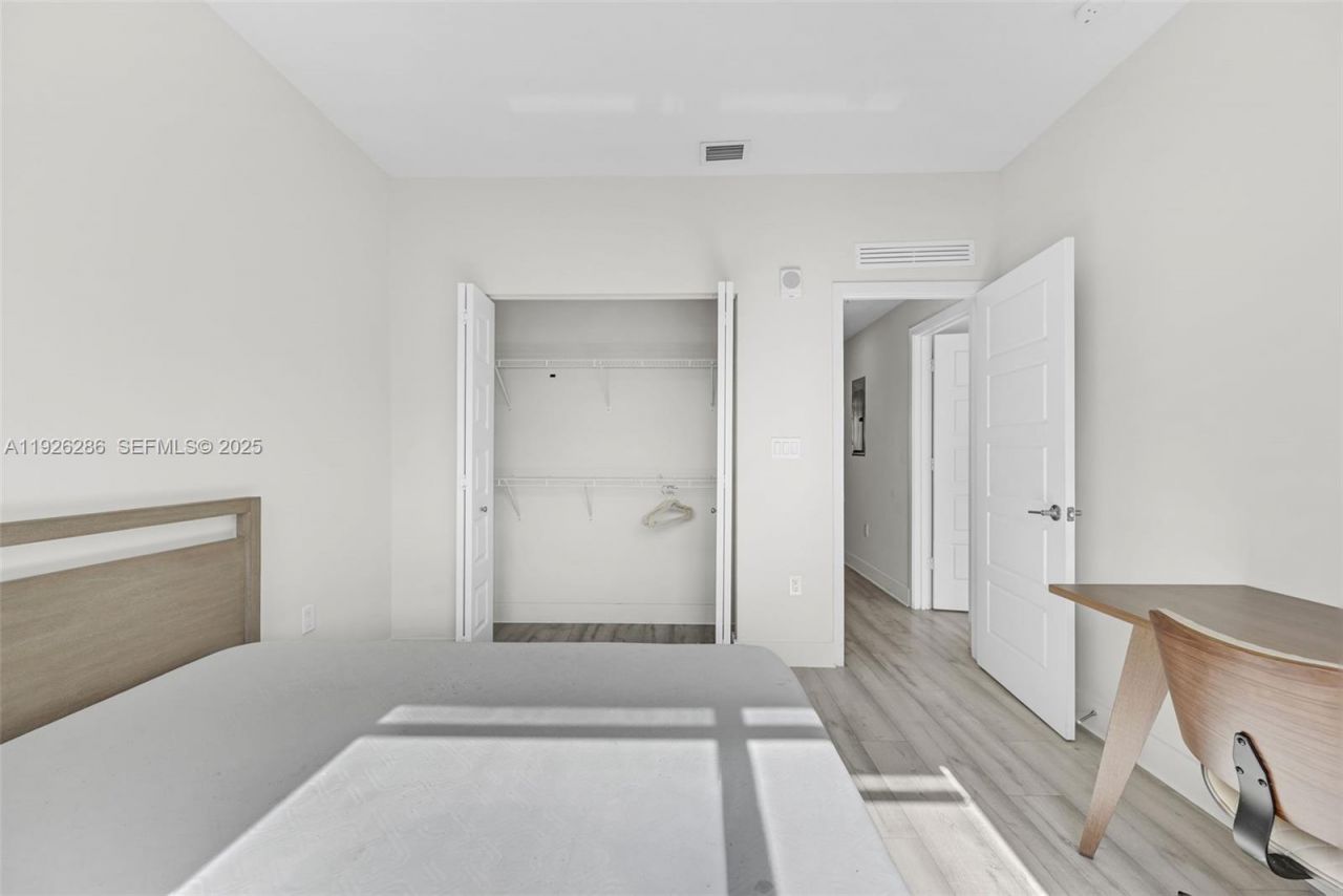 8301 NW 41st St, Unit B-102, Doral, FL 33166 Photo