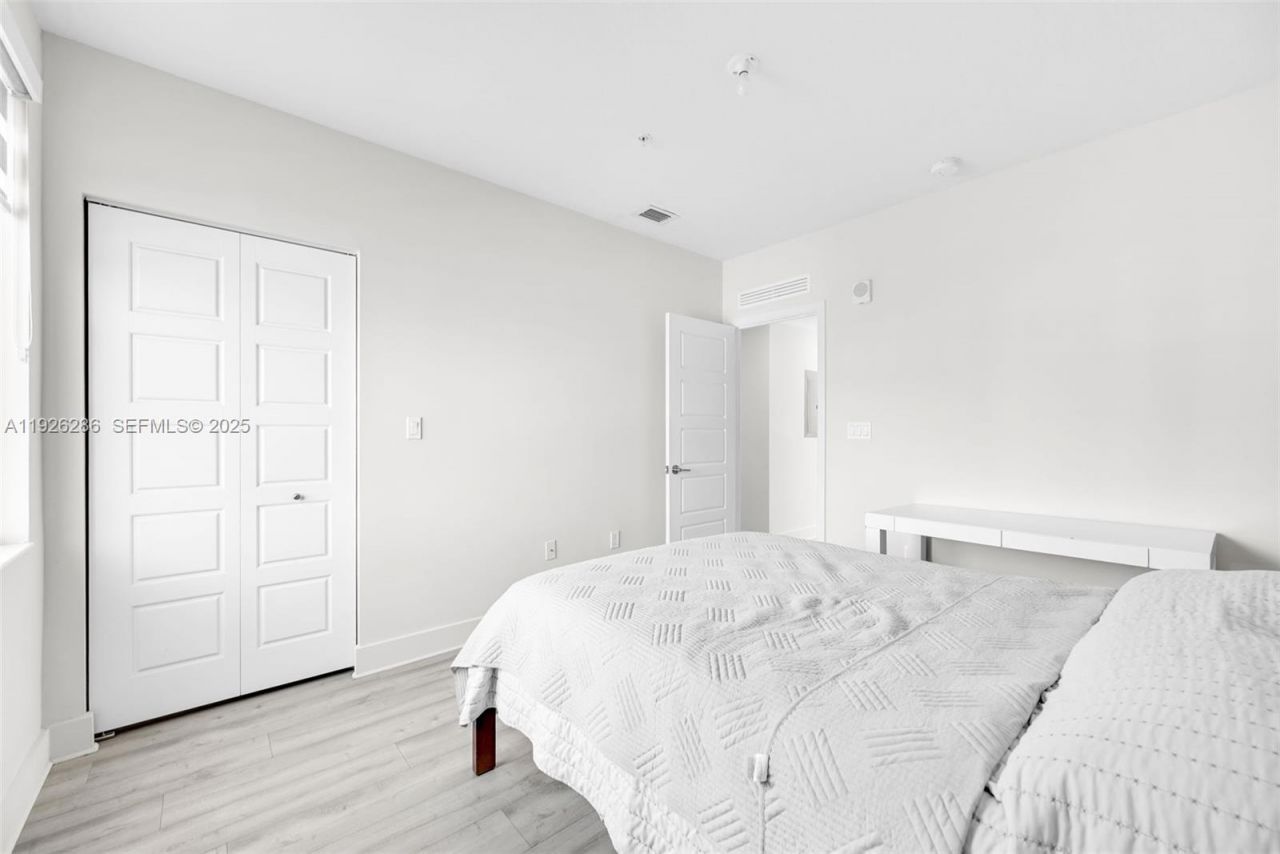 8301 NW 41st St, Unit B-102, Doral, FL 33166 Photo