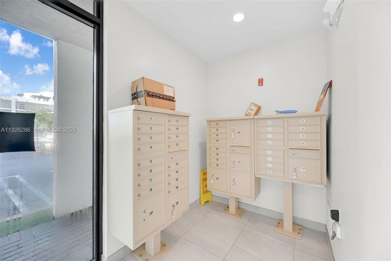 8301 NW 41st St, Unit B-102, Doral, FL 33166 Photo