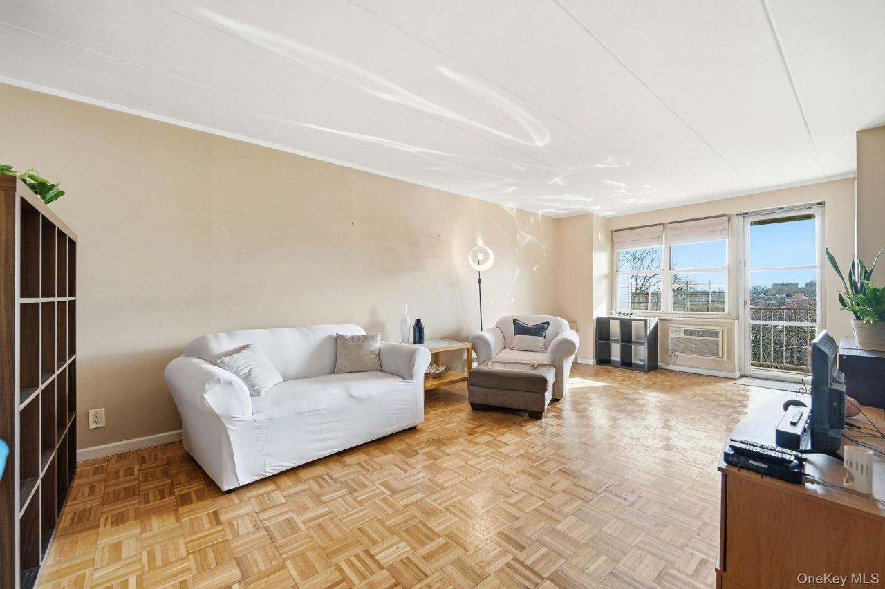 11 Park Avenue, Unit 6V, Mount Vernon, NY 10550 Main Photo