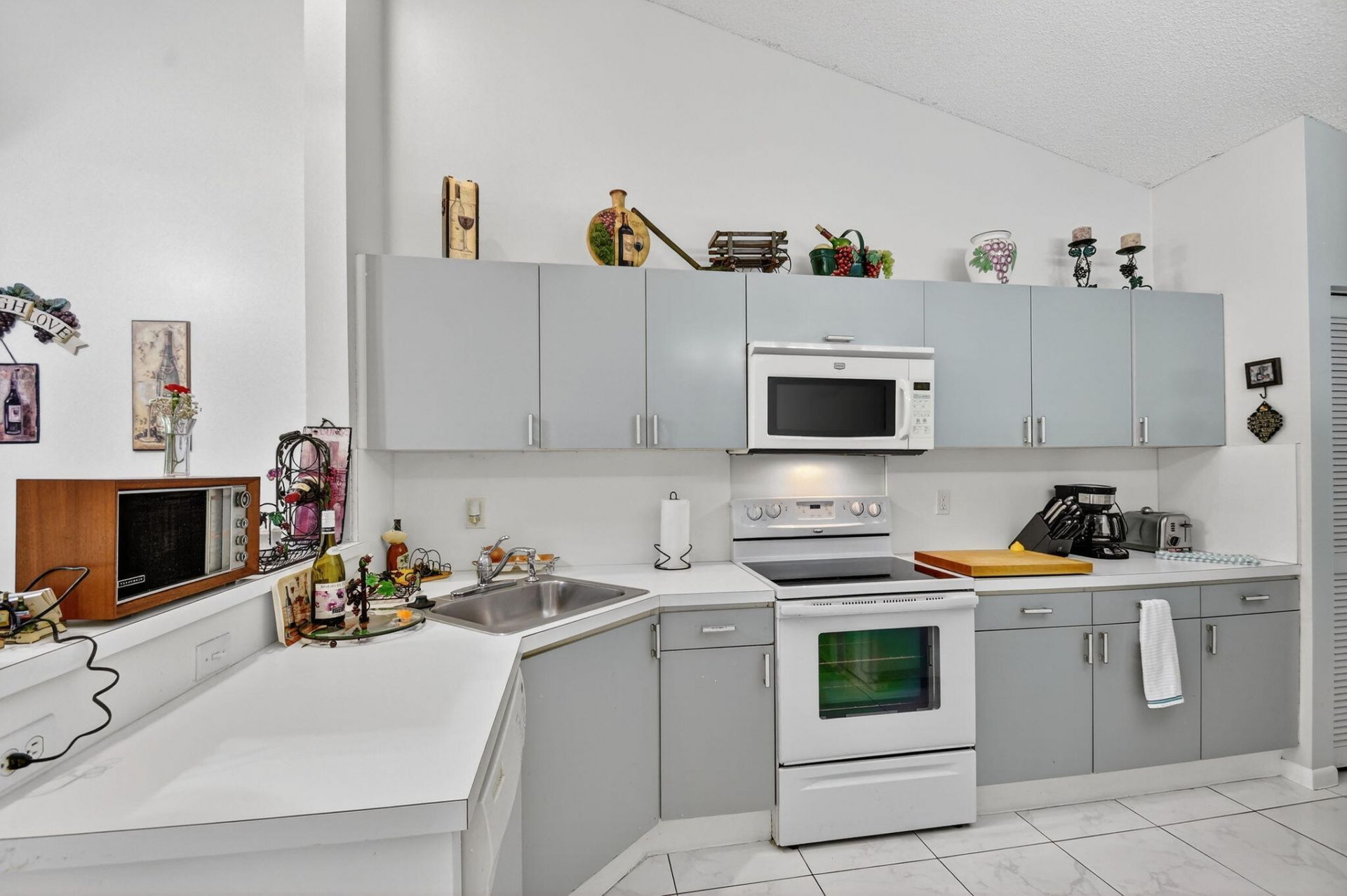 7147 Le Chalet Boulevard, Boynton Beach, FL 33472 Photo