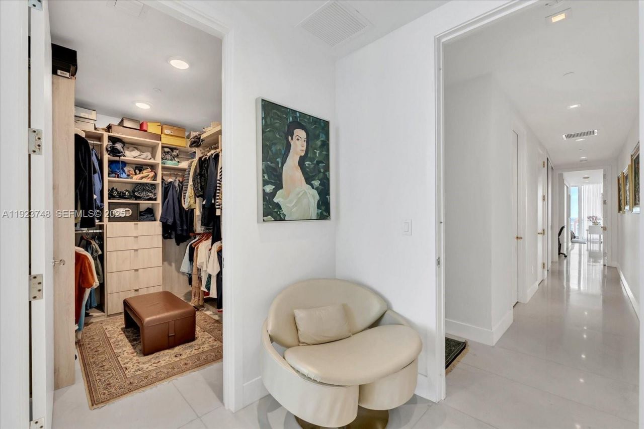 16901 Collins Ave, Unit 1802, Sunny Isles Beach, FL 33160 Photo