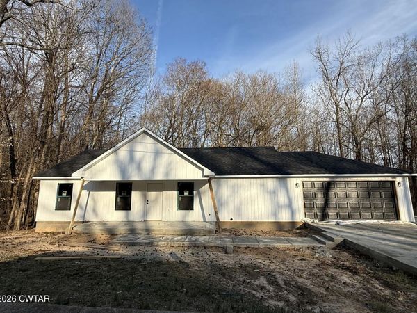 1110 Woodgate Drive, Humboldt, TN 38343