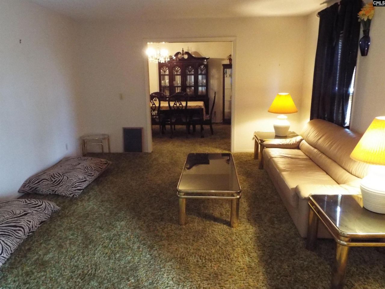 586 Beverly Hills Road Street Photo 14