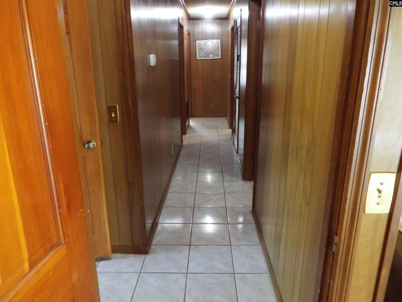 586 Beverly Hills Road Street Photo 29